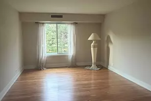 1515 E Central Rd, Arlington Heights, IL 60005 - Photo 3