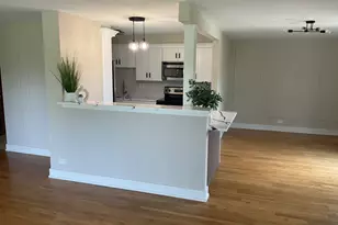 1515 E Central Rd, Arlington Heights, IL 60005 - Photo 5