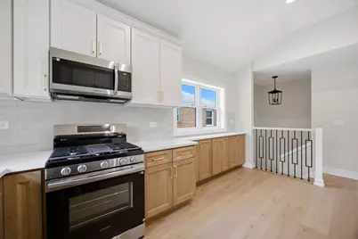 9243 S Francisco Avenue, Evergreen Park, IL 60805 - Photo 13