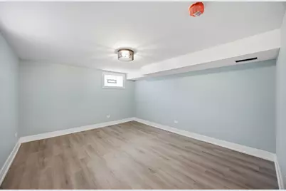 9243 S Francisco Avenue, Evergreen Park, IL 60805 - Photo 31