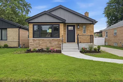 9243 S Francisco Avenue, Evergreen Park, IL 60805 - Photo 3