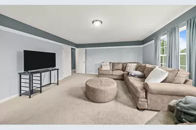 710 Northgate Drive, Sycamore, IL 60178 - Photo 23