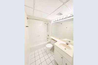 3850 S Parkway Drive #1G, Northbrook, IL 60062 - Photo 7
