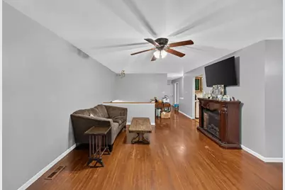 15413 Ridgeland Avenue, Oak Forest, IL 60452 - Photo 9