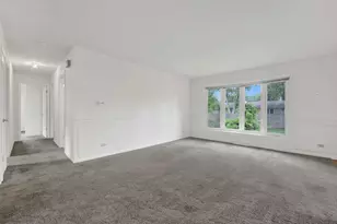 4100 Hudson Dr, Hoffman Estates, IL 60192 - Photo 3