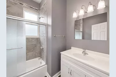 1807 N Lawndale Avenue #2, Chicago, IL 60647 - Photo 9