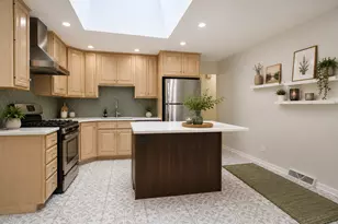 605 W Gilbert Rd, Palatine, IL 60067 - Photo 7