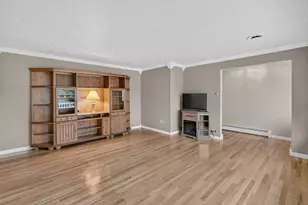 1817 Root St, Crest Hill, IL 60403 - Photo 7