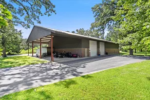 49W693 Hinckley Rd, Big Rock, IL 60511 - Photo 69