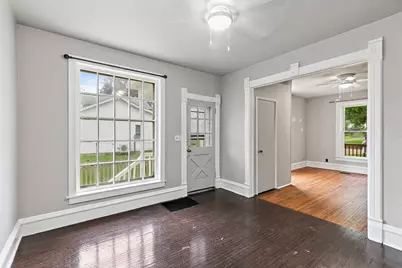 436 W Washington Street, Marengo, IL 60152 - Photo 5