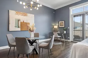 1423 W Belmont Ave, Chicago, IL 60657 - Photo 13