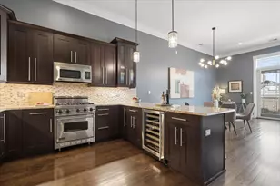 1423 W Belmont Ave, Chicago, IL 60657 - Photo 17