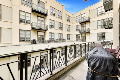 758 N Larrabee Street #630, Chicago, IL 60654 - Photo 21