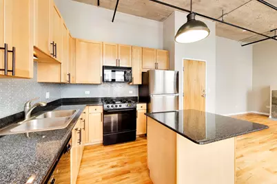 758 N Larrabee Street #630, Chicago, IL 60654 - Photo 11