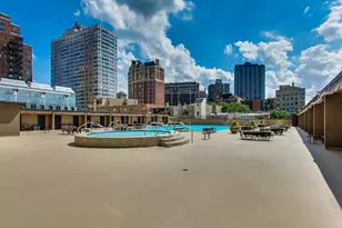 655 W Irving Park Rd, Chicago, IL 60613 - Photo 13