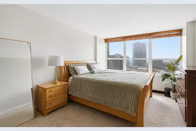 655 W Irving Park Road #1313, Chicago, IL 60613 - Photo 9