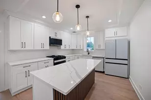 4200 Prescott Ave, Lyons, IL 60534 - Photo 5
