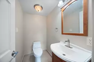 6711 N Monticello Ave, Lincolnwood, IL 60712 - Photo 9