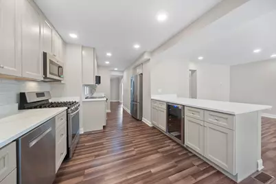 6711 N Monticello Avenue, Lincolnwood, IL 60712 - Photo 5