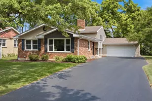 1004 61st St, Downers Grove, IL 60516 - Photo 1