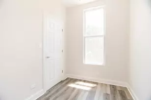 2248 W 21st St, Chicago, IL 60608 - Photo 9
