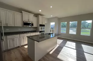 112 E South St, Granville, IL 61326 - Photo 3