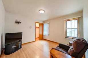 1729 N 23rd Ave, Melrose Park, IL 60160 - Photo 9