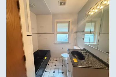 1811 N Thatcher Avenue, Elmwood Park, IL 60707 - Photo 9