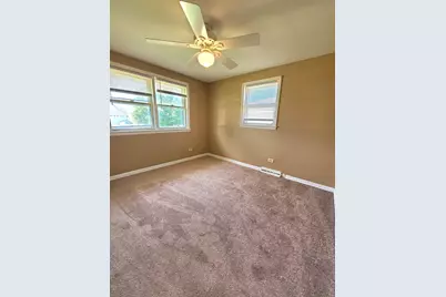 7723 Leclaire Avenue, Burbank, IL 60459 - Photo 7