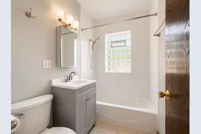 4750 N Lotus Avenue #2W, Chicago, IL 60630 - Photo 7