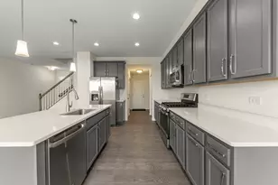 4200 Calder Ln, Aurora, IL 60504 - Photo 7