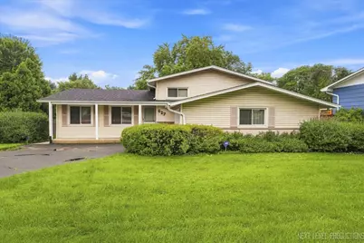 627 Maple Avenue, Lisle, IL 60532 - Photo 1