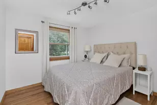 1514 Princeton Ln, Schaumburg, IL 60193 - Photo 13