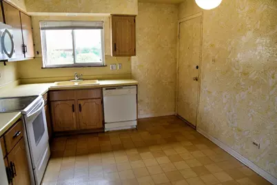 9409 Bay Colony Drive #1E, Des Plaines, IL 60016 - Photo 5