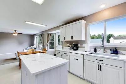 2365 Handley Lane, Aurora, IL 60502 - Photo 13