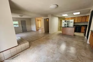 1602 S Highland Ave, Freeport, IL 61032 - Photo 11
