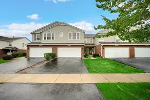 923 Fieldside Dr, Matteson, IL 60443 - Photo 1