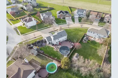 398 Essex Drive, Oswego, IL 60543 - Photo 43