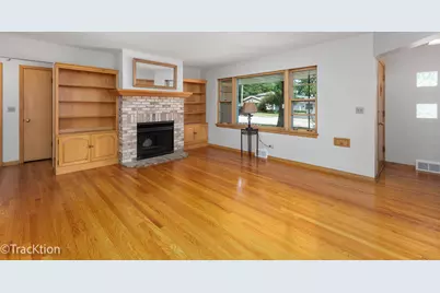 310 Merton Avenue, Glen Ellyn, IL 60137 - Photo 3