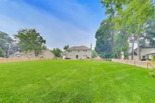 2460 Savanna Dr, Wauconda, IL 60084 - Photo 61