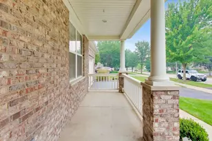 2460 Savanna Dr, Wauconda, IL 60084 - Photo 5
