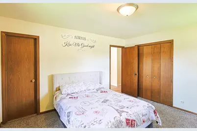 1305 Van Street, Elgin, IL 60123 - Photo 17