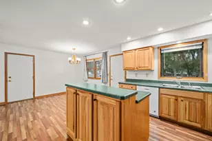 11320 2nd St, Roscoe, IL 61073 - Photo 11