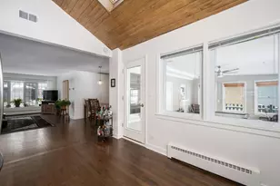 7823 Lotus Ave, Morton Grove, IL 60053 - Photo 11