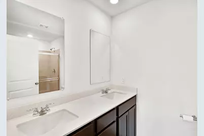 2129 Yellowstone Boulevard, Mundelein, IL 60060 - Photo 19