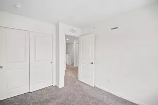 2129 Yellowstone Blvd, Mundelein, IL 60060 - Photo 25