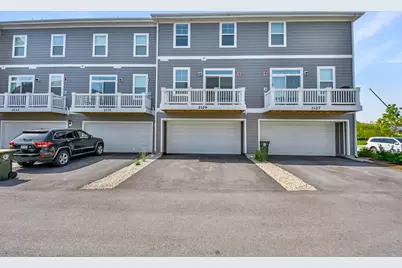 2129 Yellowstone Boulevard, Mundelein, IL 60060 - Photo 29