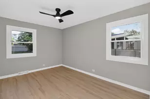 1513 77th St, Darien, IL 60561 - Photo 5