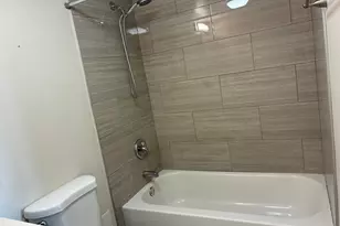 1 Renaissance Pl, Palatine, IL 60067 - Photo 9