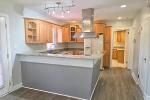 2657 N Sayre Ave, Chicago, IL 60707 - Photo 9